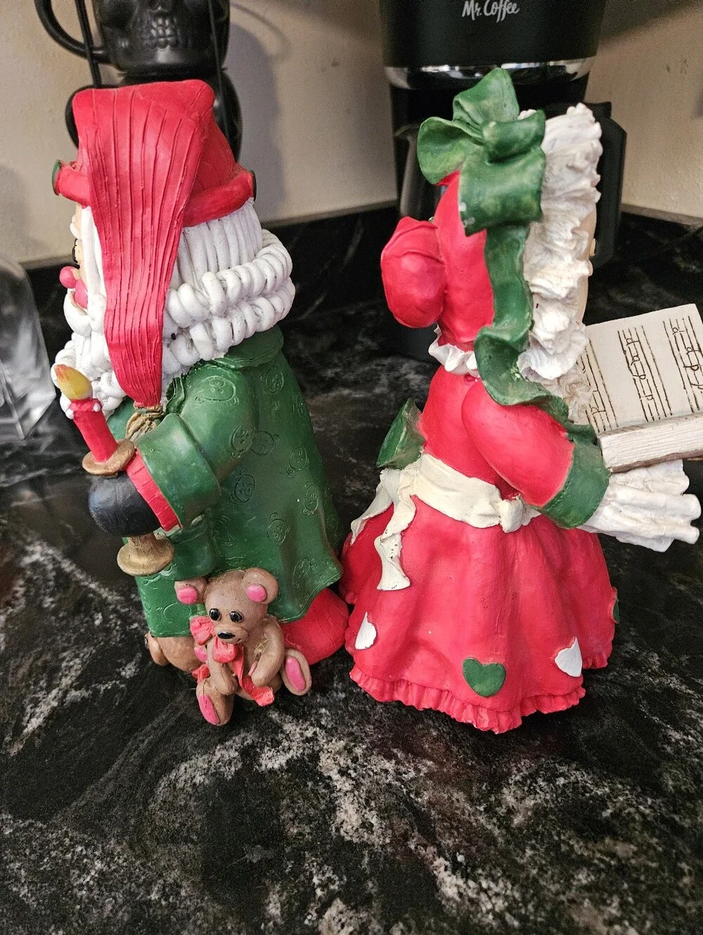 Vintage 1998 Kirkland's Cedar Creek Collection Mr. & Mrs. Santa Claus Figurines